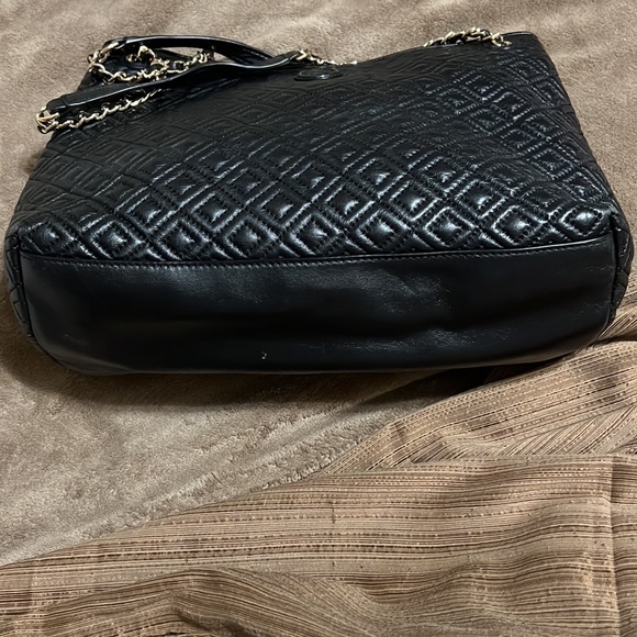 Black Tory Burch Fleming large tote quilted chain link handbag purse - Picture 4 of 7